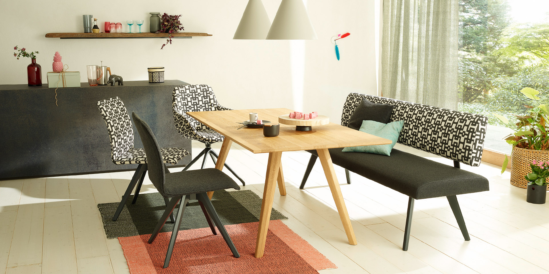 marke-anrei-header-01-esszimmer